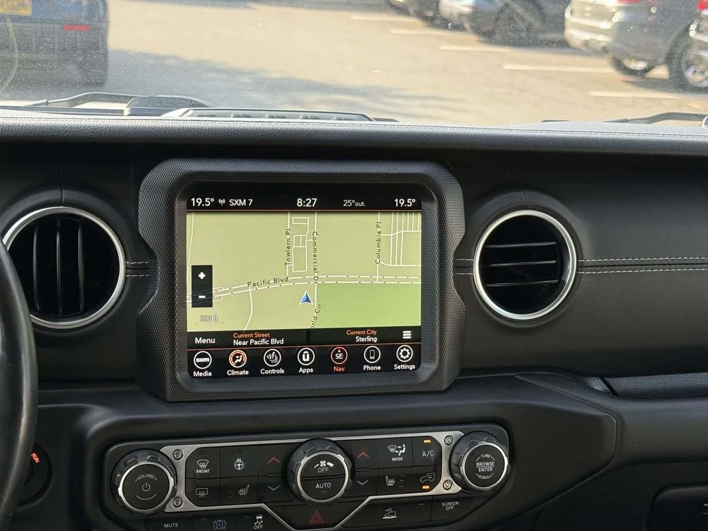 Used 2023 White Jeep Sahara 4xe image 3