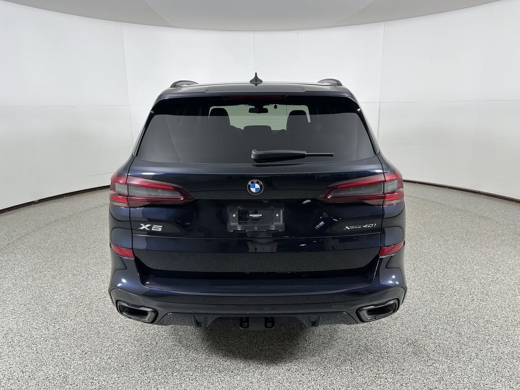 Used 2022 Carbon Black Metallic BMW xDrive40i image 7