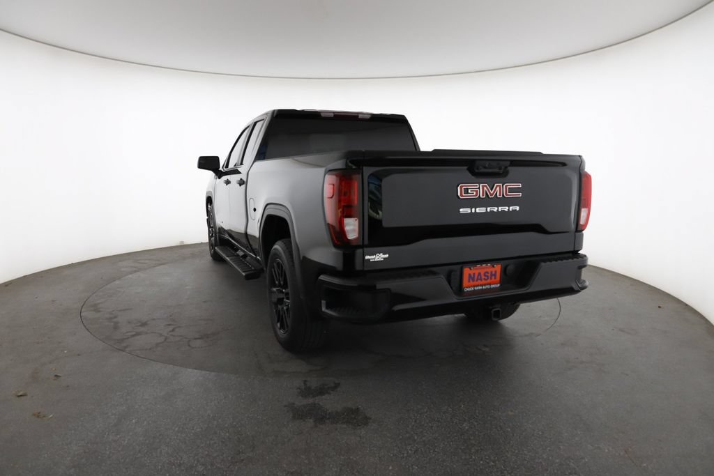 Used 2024 Onyx Black GMC Pro image 10