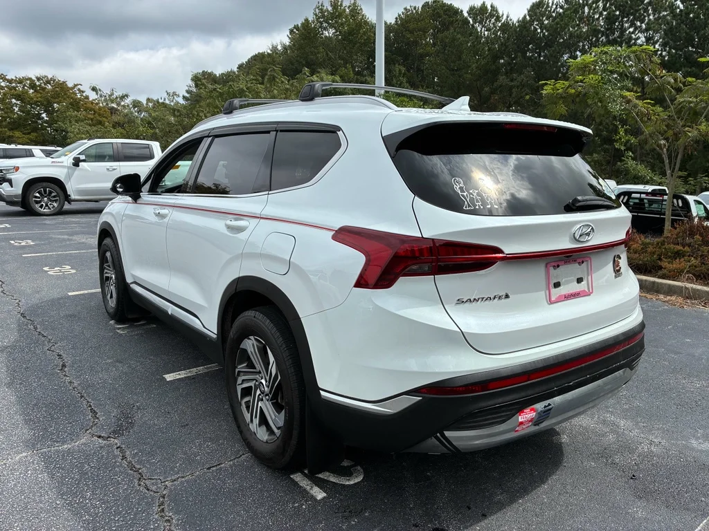 Used 2022  Hyundai SEL image 4