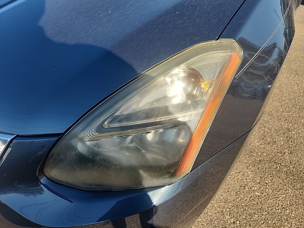 Used 2015 Graphite Blue Nissan S image 5
