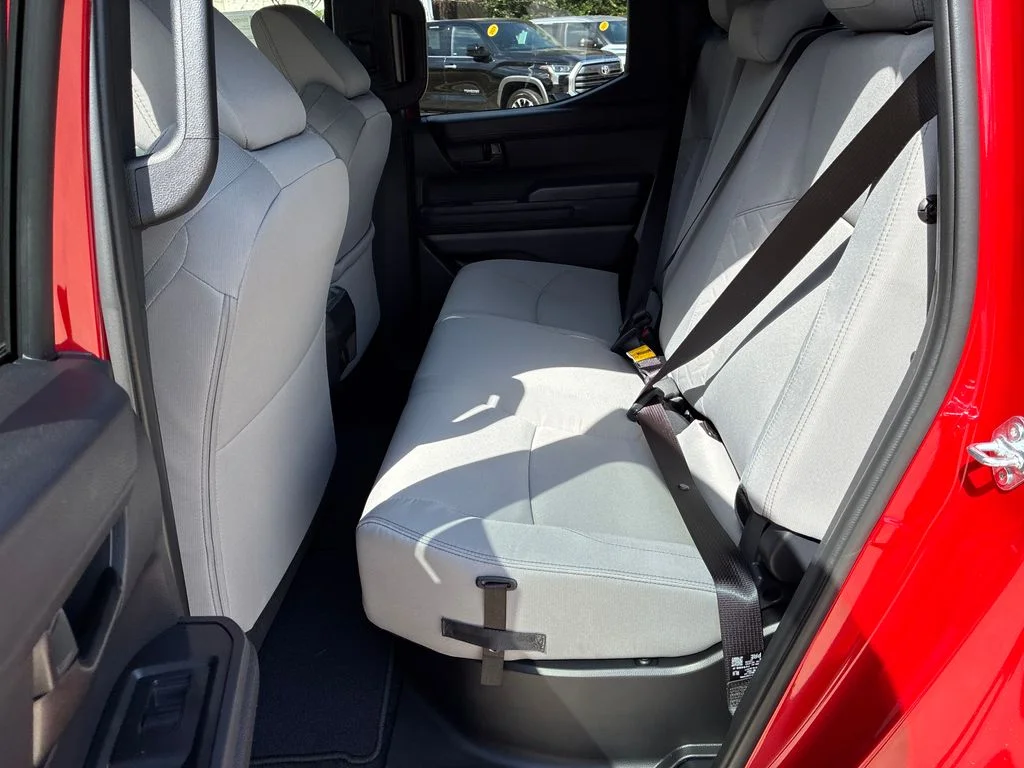 2026 Toyota Tacoma SR5 - Photo 16