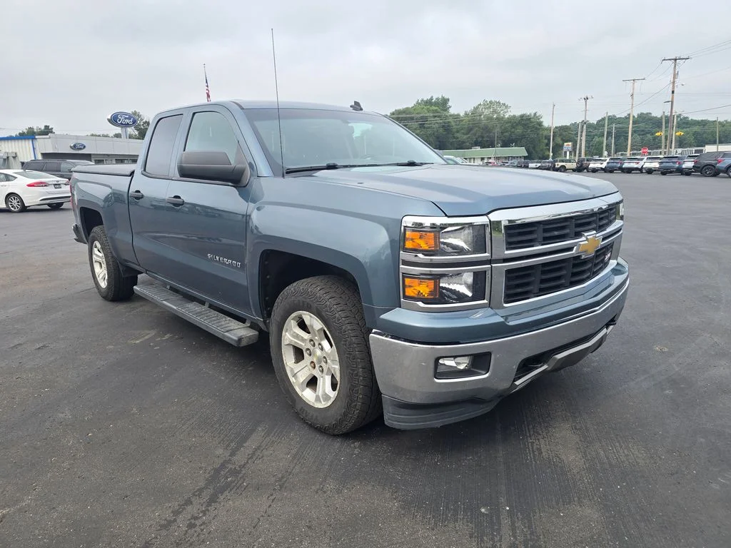 Used 2014 Chevrolet Silverado 1500 LT with VIN 1GCVKREC9EZ104335 for sale in Vicksburg, MI
