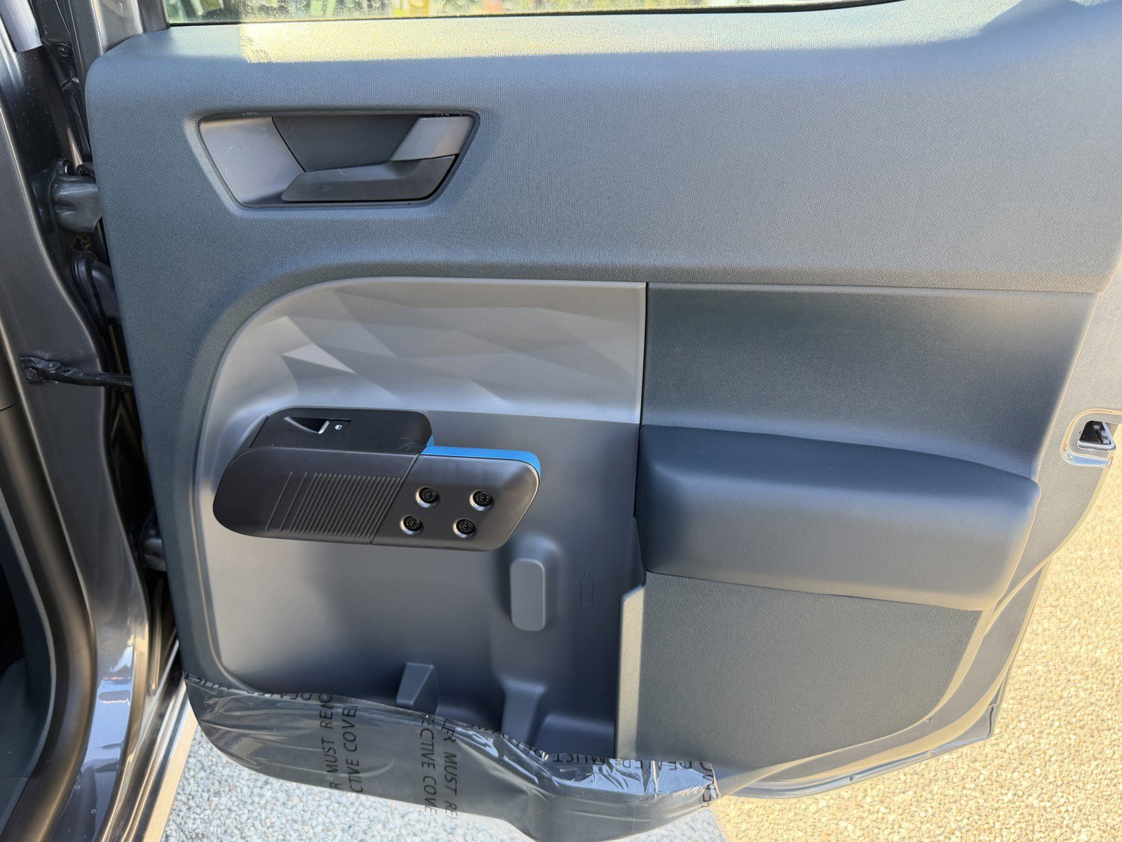 New 2026 Carbonized Gray Metallic Ford Lobo™ image 15