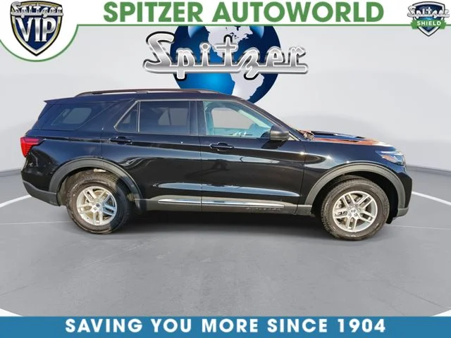 Used 2025 Black Ford Active image 9
