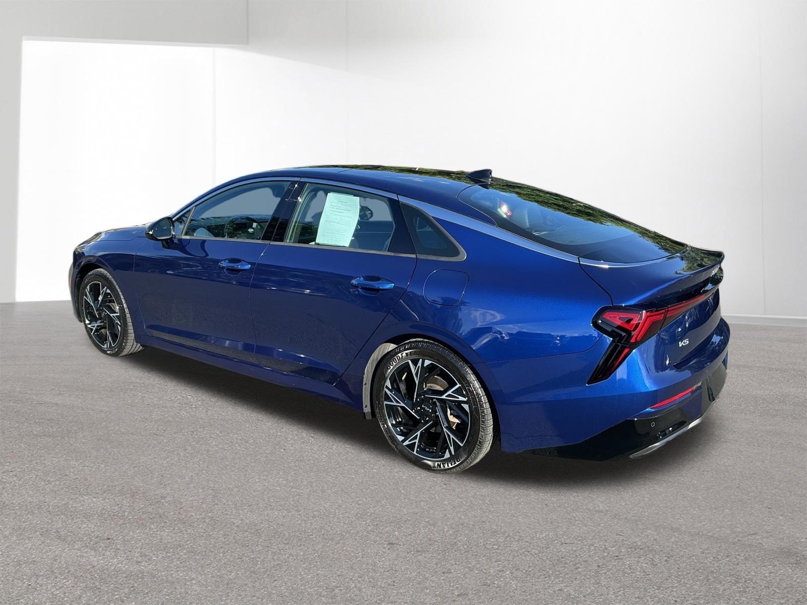 Used 2025 Yacht Blue Kia GT-Line image 5