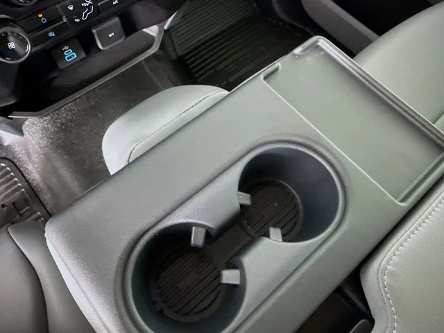 New 2026 Oxford White Ford XL image 15