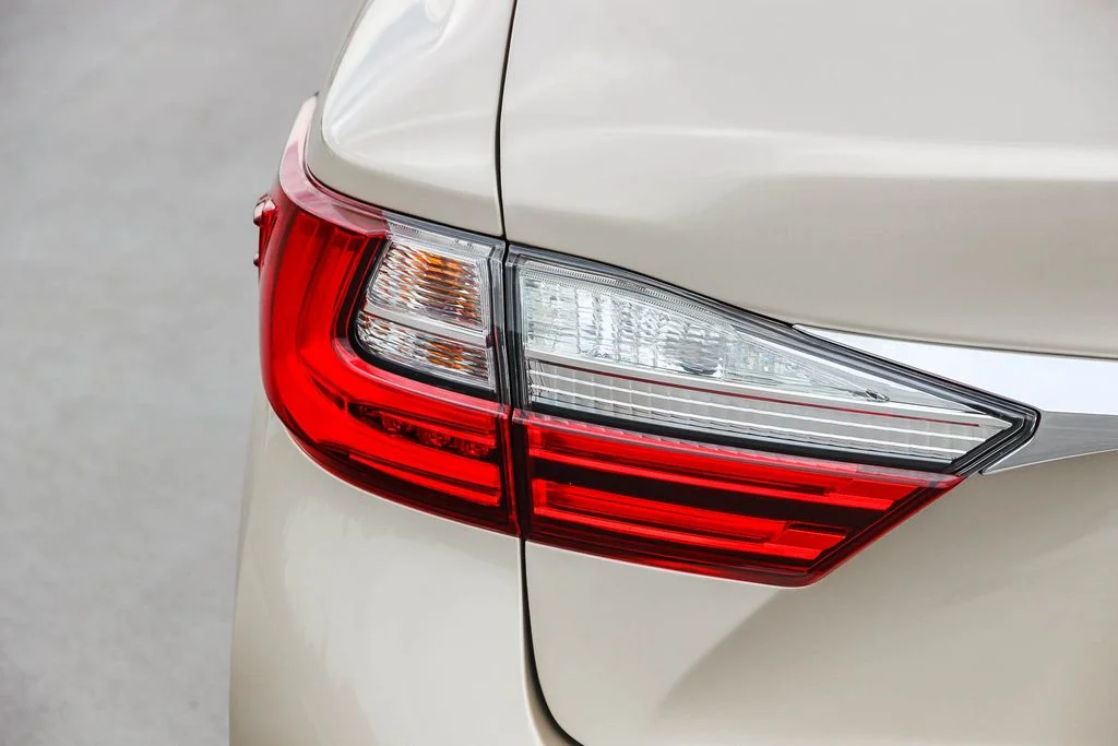 Used 2018 Beige Lexus 350 image 7