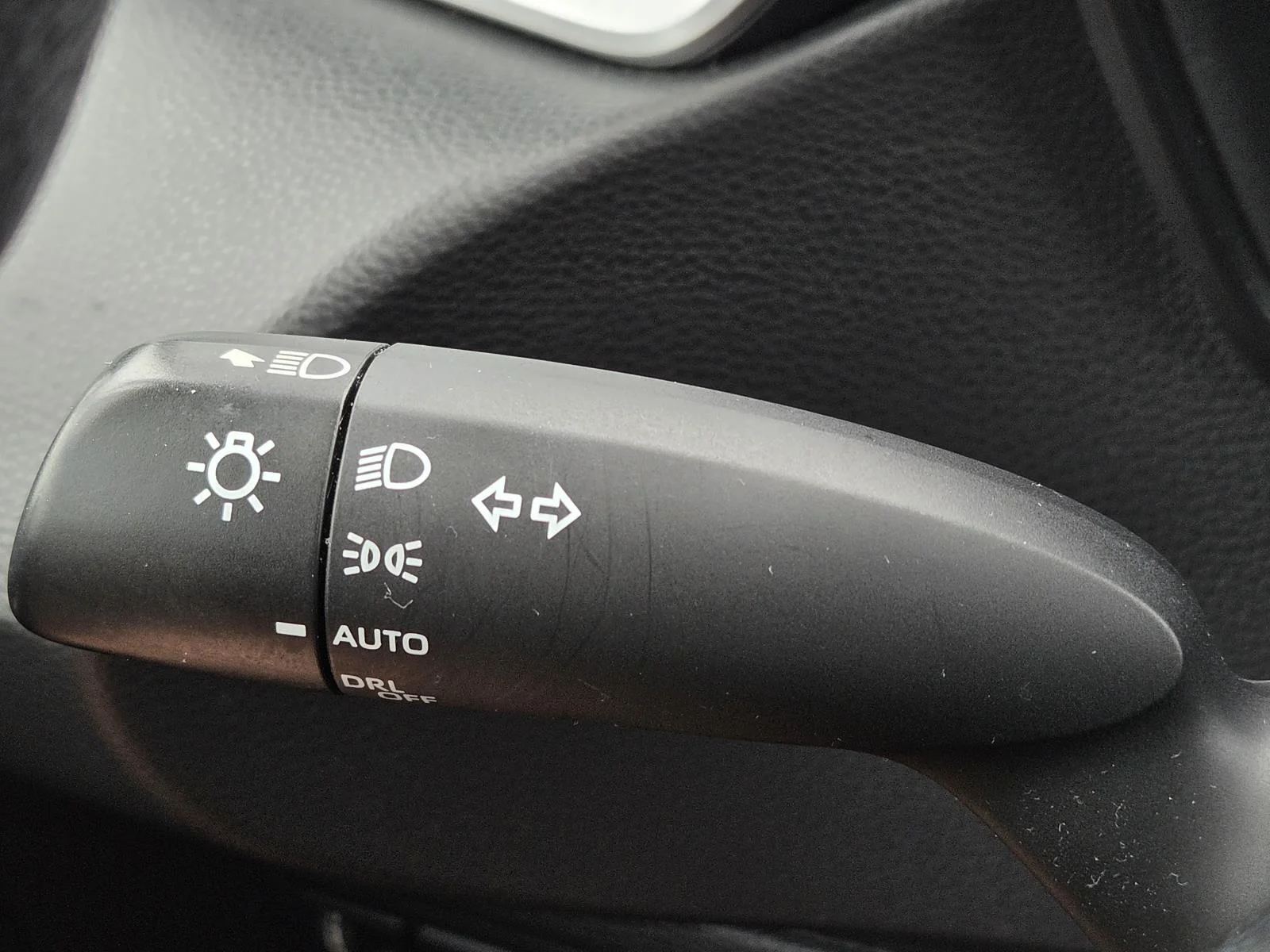 Used 2020 Silver Toyota Hybrid LE CVT (Natl) image 29