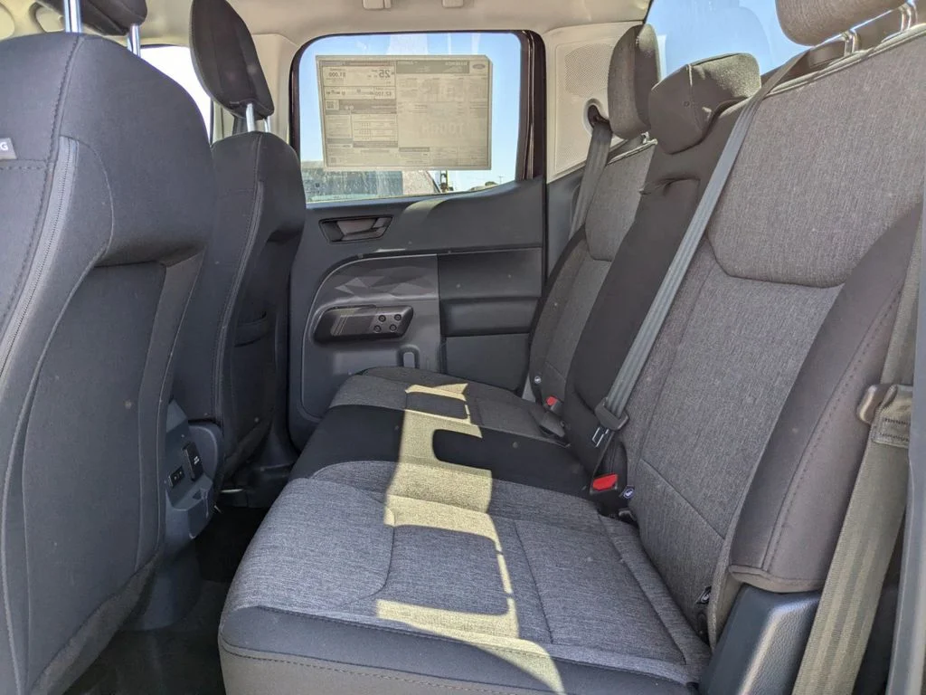 2025 Ford Maverick XLT - Photo 10