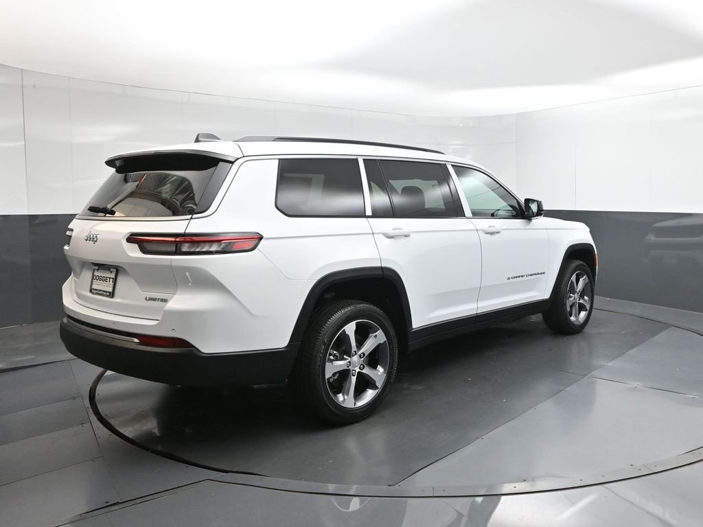 New 2026 Bright White Clear-Coat Exterior Paint Jeep Limited image 8