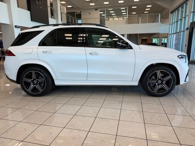 New 2026 MANUFAKTUR Moonlight White Magno Mercedes-Benz GLE 450 image 8