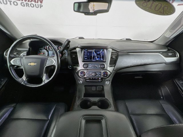 2018 Chevrolet Suburban LT - Photo 25