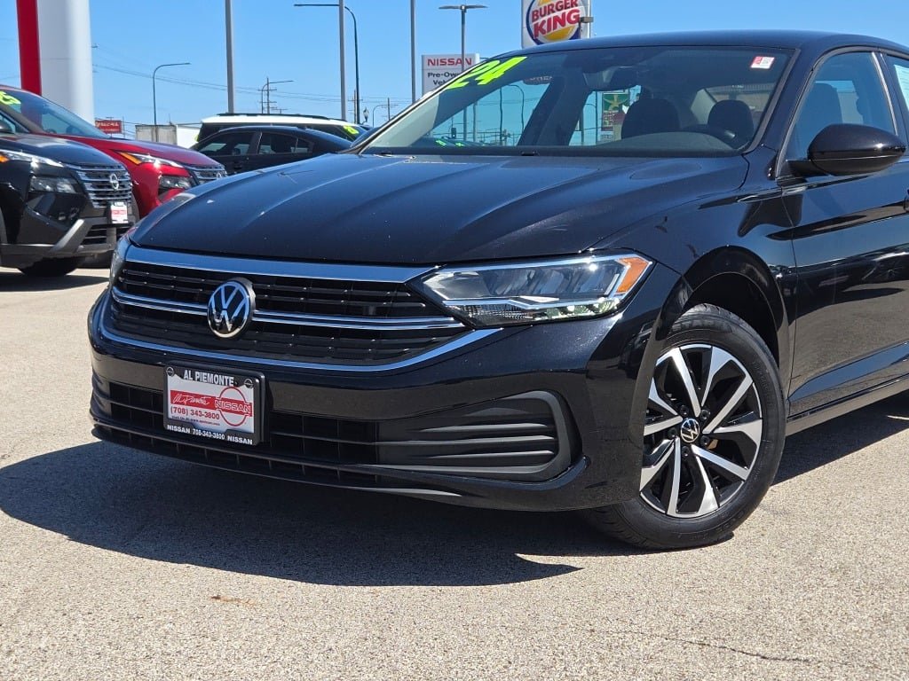 3VW5M7BU7RM000877