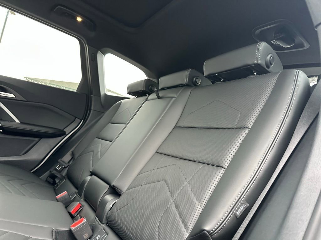 New 2026 Space Silver Metallic BMW xDrive28i image 21
