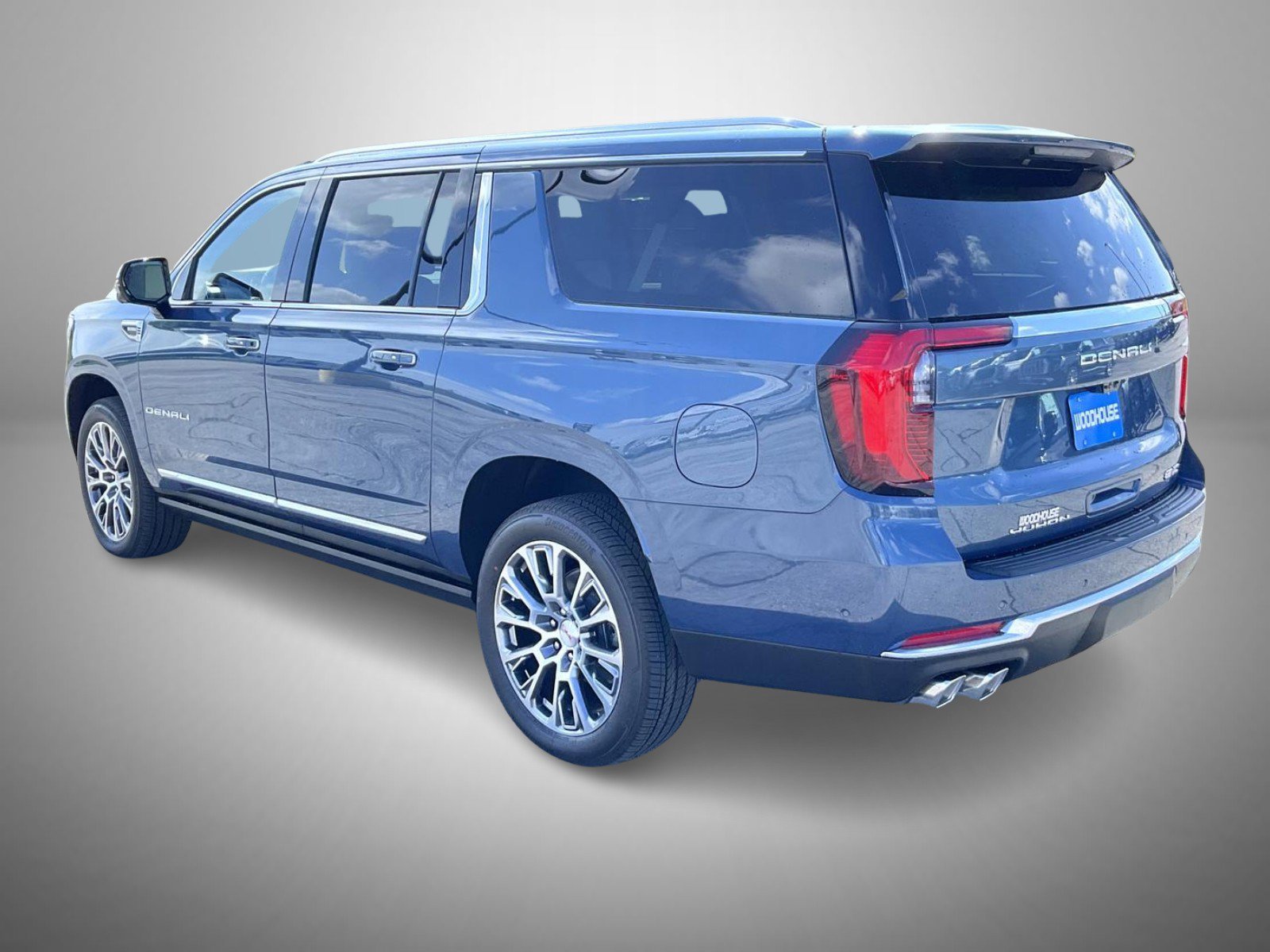 2026 GMC Yukon XL Denali - Photo 7