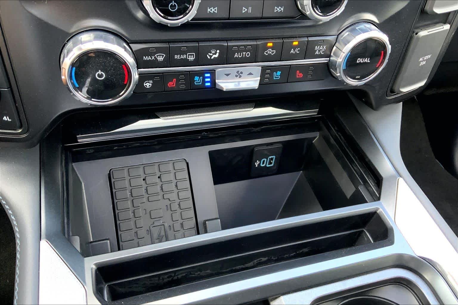 New 2026 Avalanche Ford F-350® Platinum® image 16