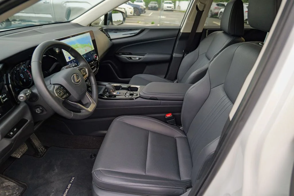 Used 2024 Eminent White Pearl Lexus 350 Premium image 21