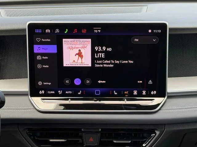 New 2026 White Volkswagen 2.0T SE R-Line Black image 11