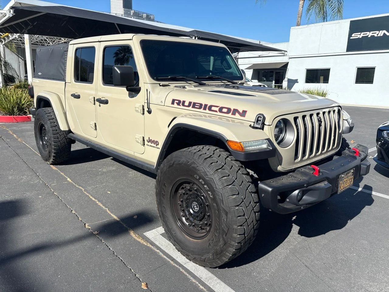 Used 2020 Beige Jeep Rubicon image 4
