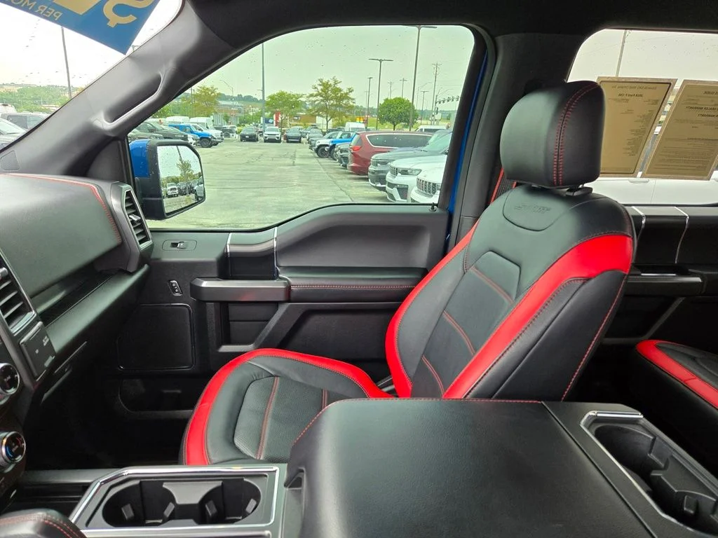 Used 2018 Blue Ford Lariat image 27