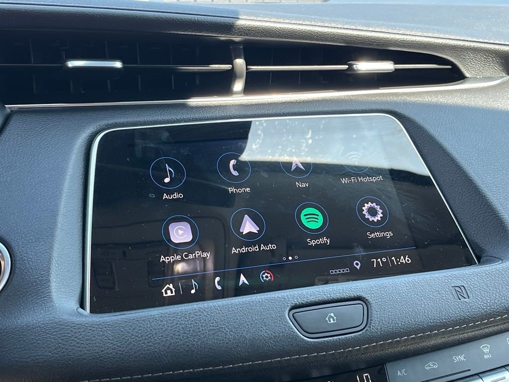 Used 2019 Silver Cadillac Premium Luxury image 38