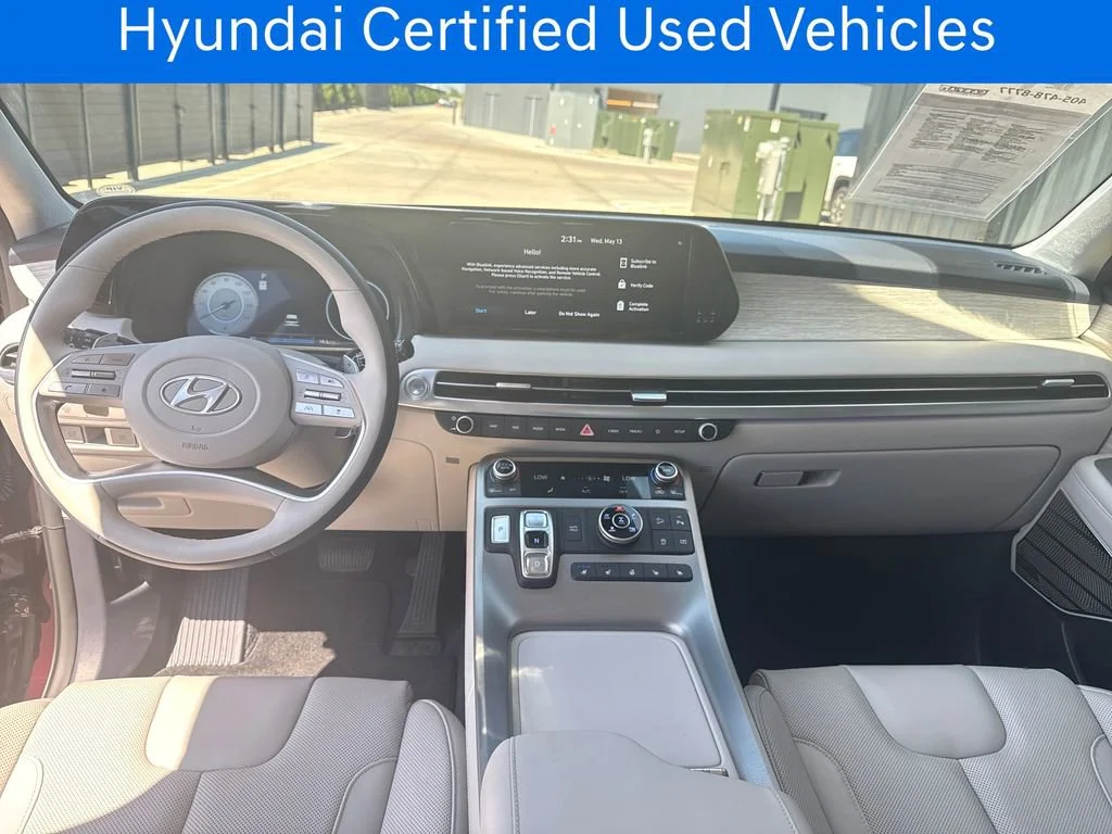 Certified Pre-Owned 2025 Hyundai Palisade Calligraphy