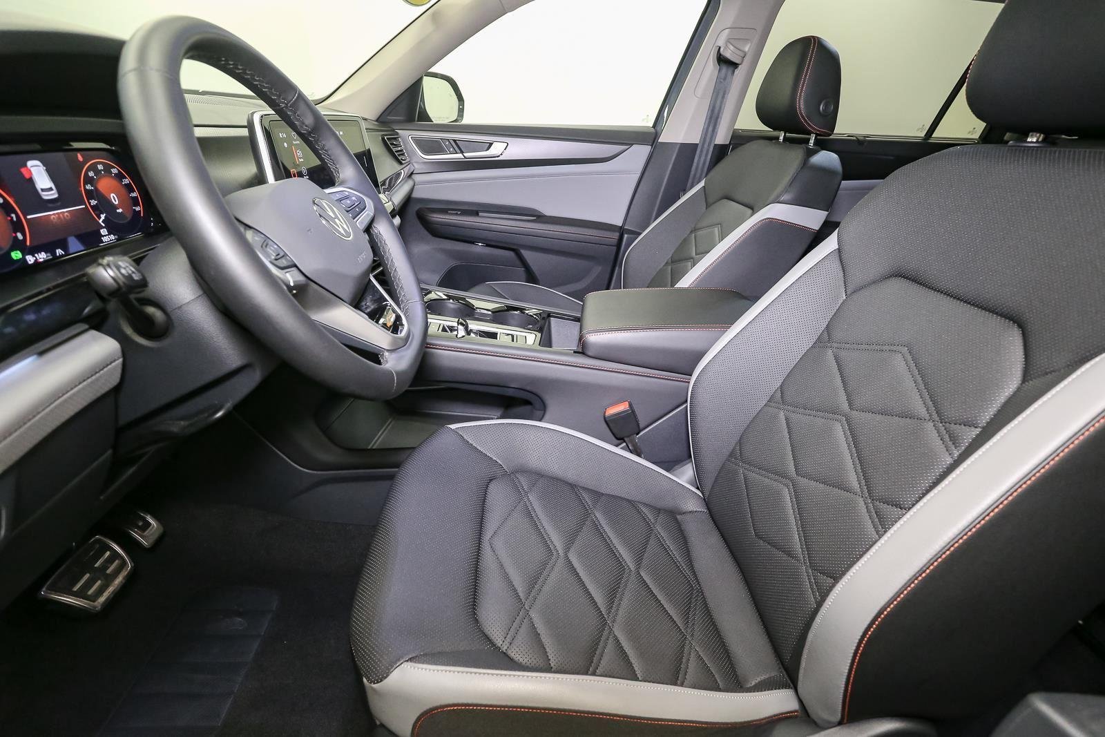 Used 2025 Pure Gray Volkswagen 2.0T Peak Edition image 44