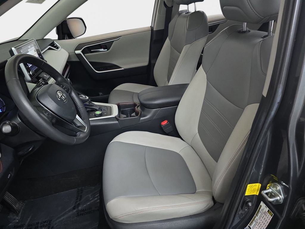 Used 2019 Gray Toyota Limited image 18