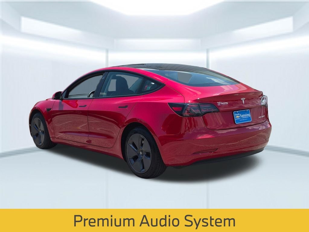 Used 2022 Red Tesla Long Range image 4