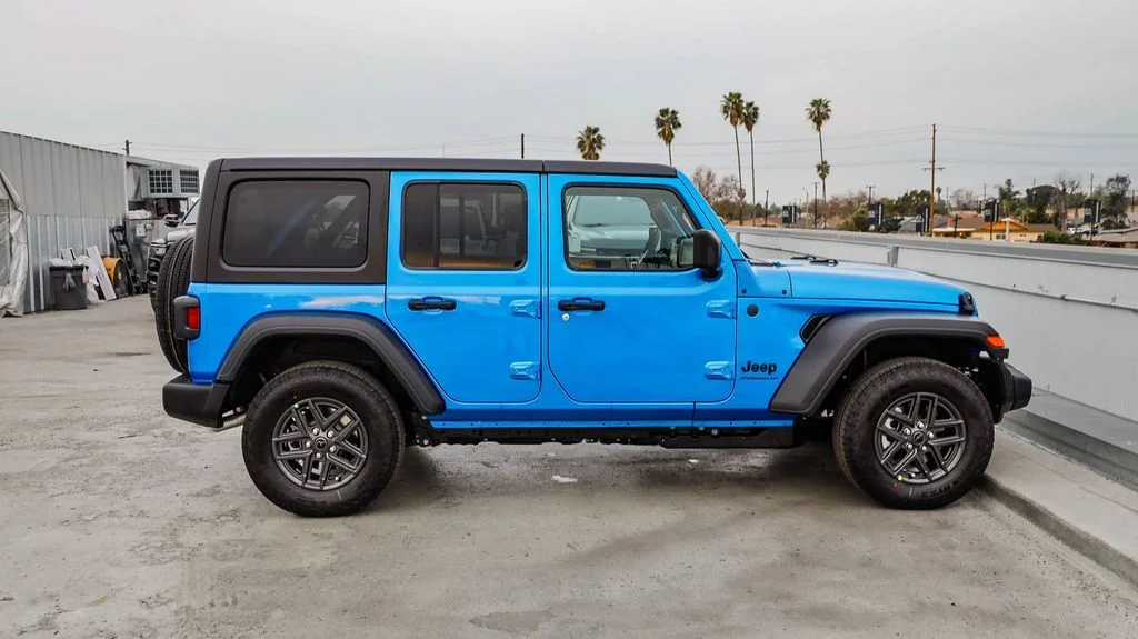 New 2026 Blue Jeep Sport S image 13