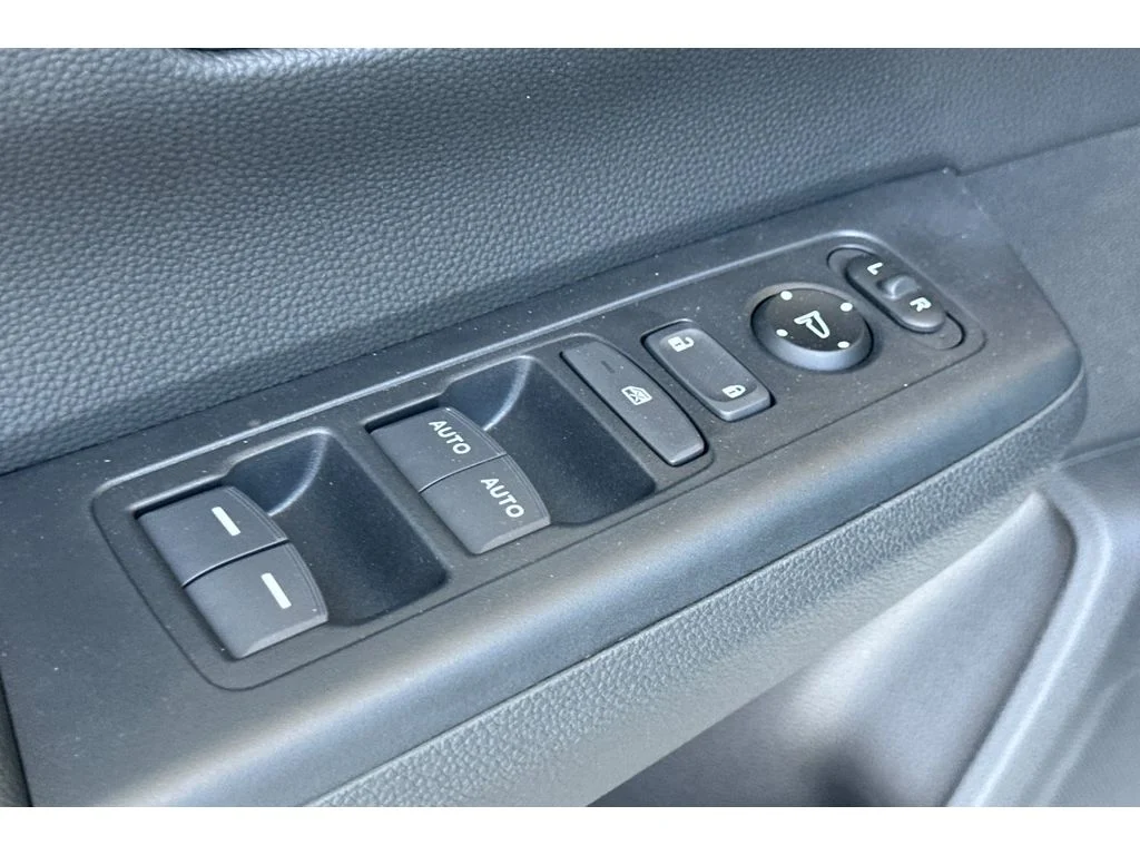 New 2026 Solar Silver Metallic Honda EX image 13