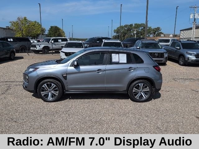Used 2024 Gray Mitsubishi 2.0 ES image 3