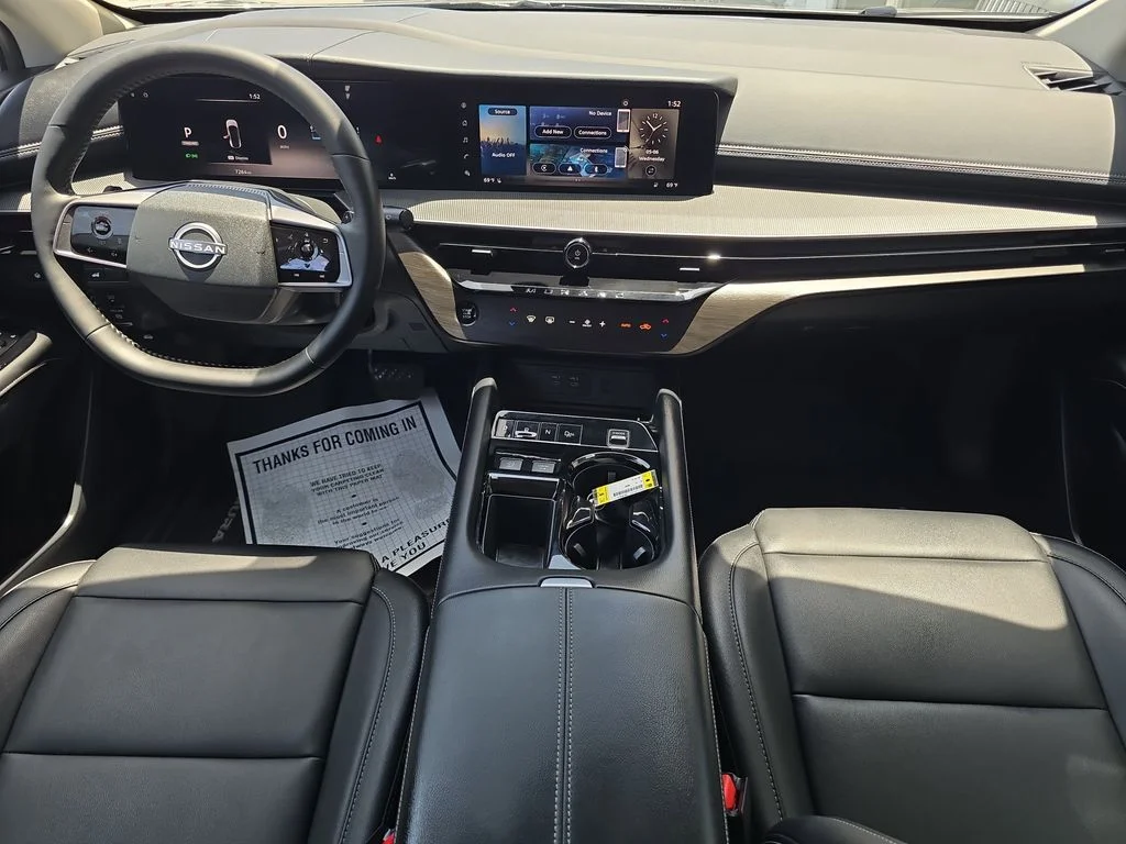 Used 2025 Gray Nissan SV image 11