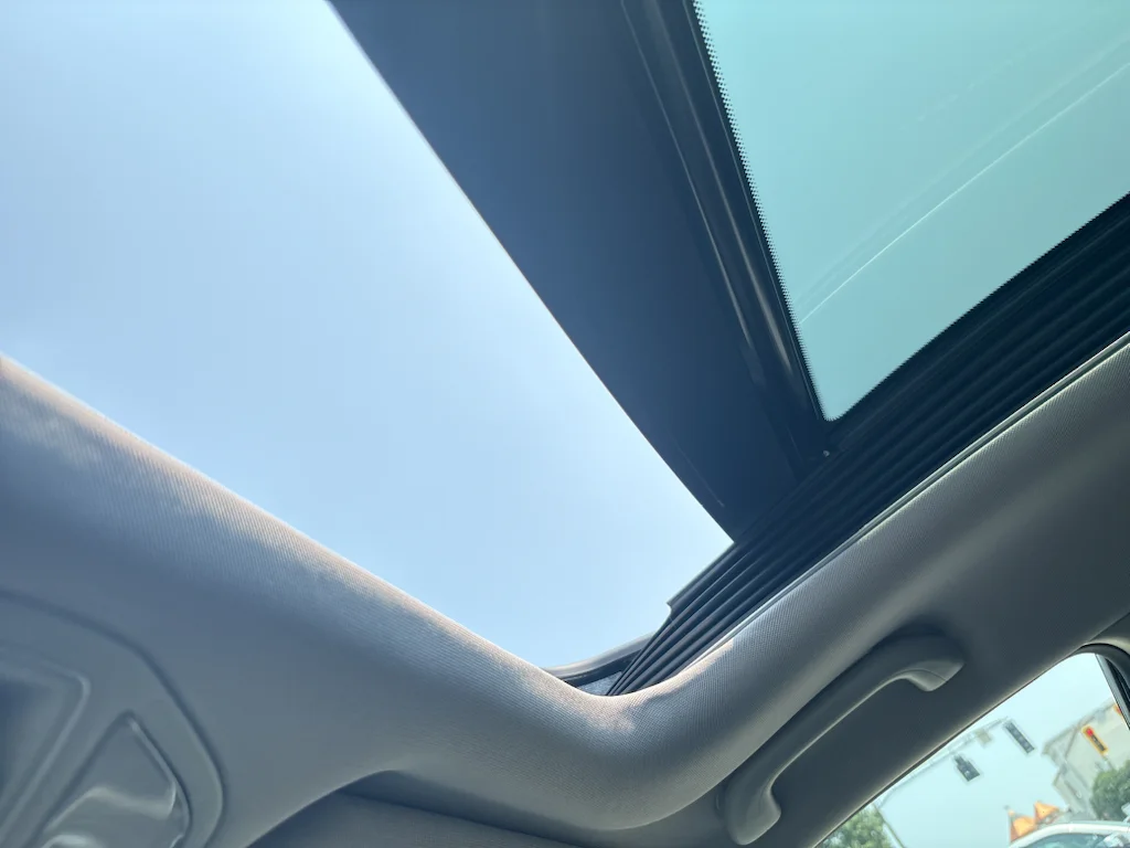 Used 2018 Twilight Black Hyundai 2.4L image 4