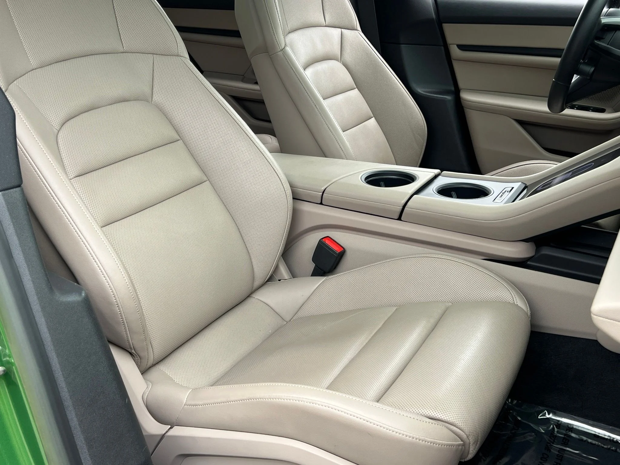 Used 2023 Green Porsche Base image 17