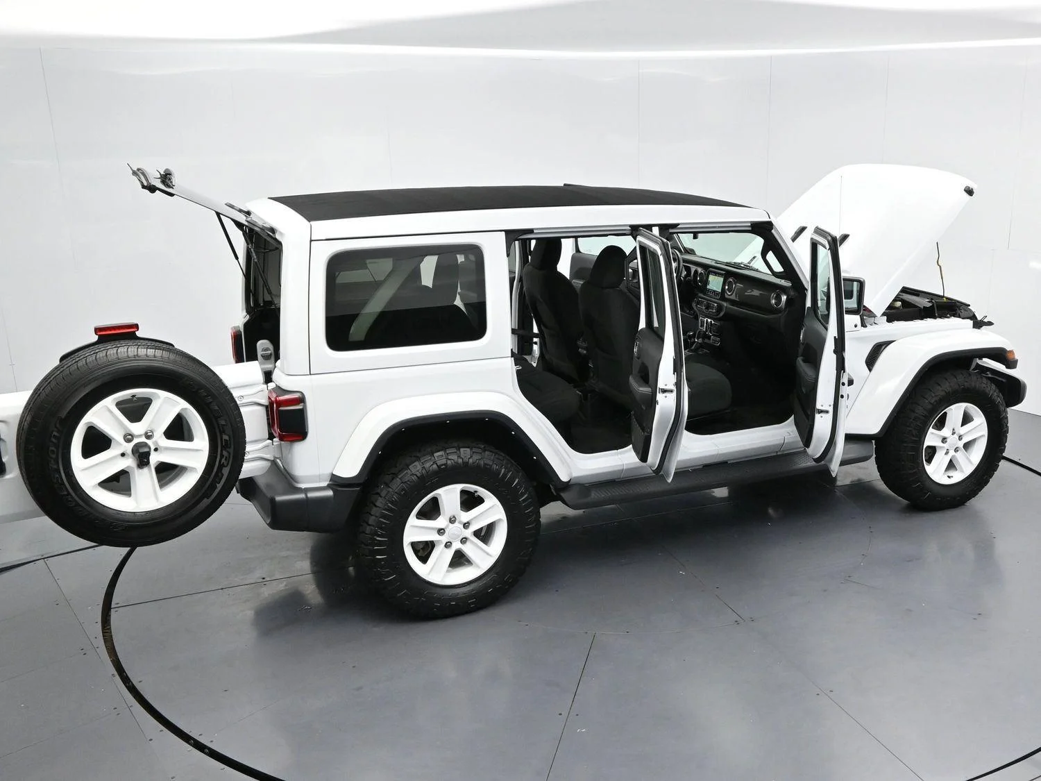 Used 2022 Bright White Clearcoat Jeep Unlimited Sahara image 42