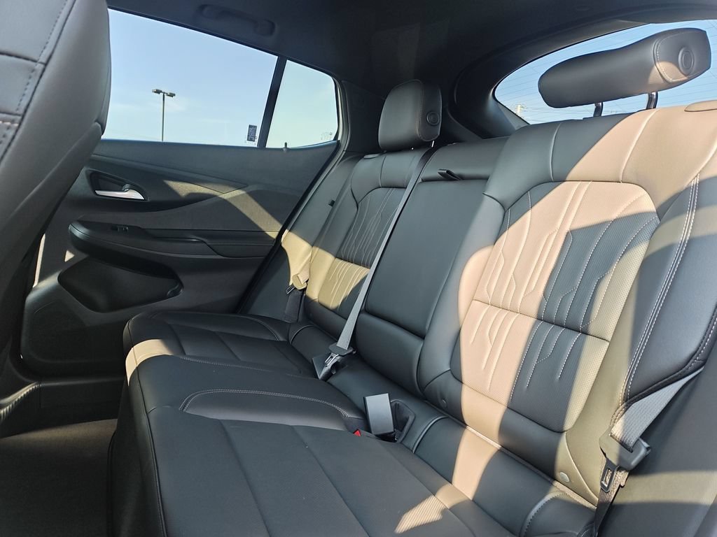 New 2026 White Frost Tricoat Buick Avenir image 14