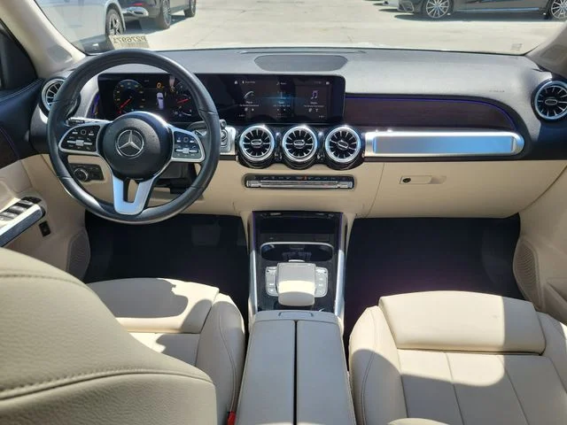 Used 2023 White Mercedes-Benz GLB 250 image 15