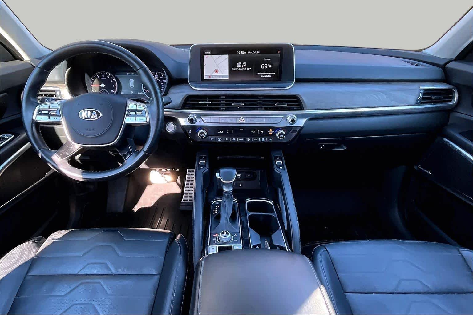 Used 2021 Black Copper Kia SX image 16
