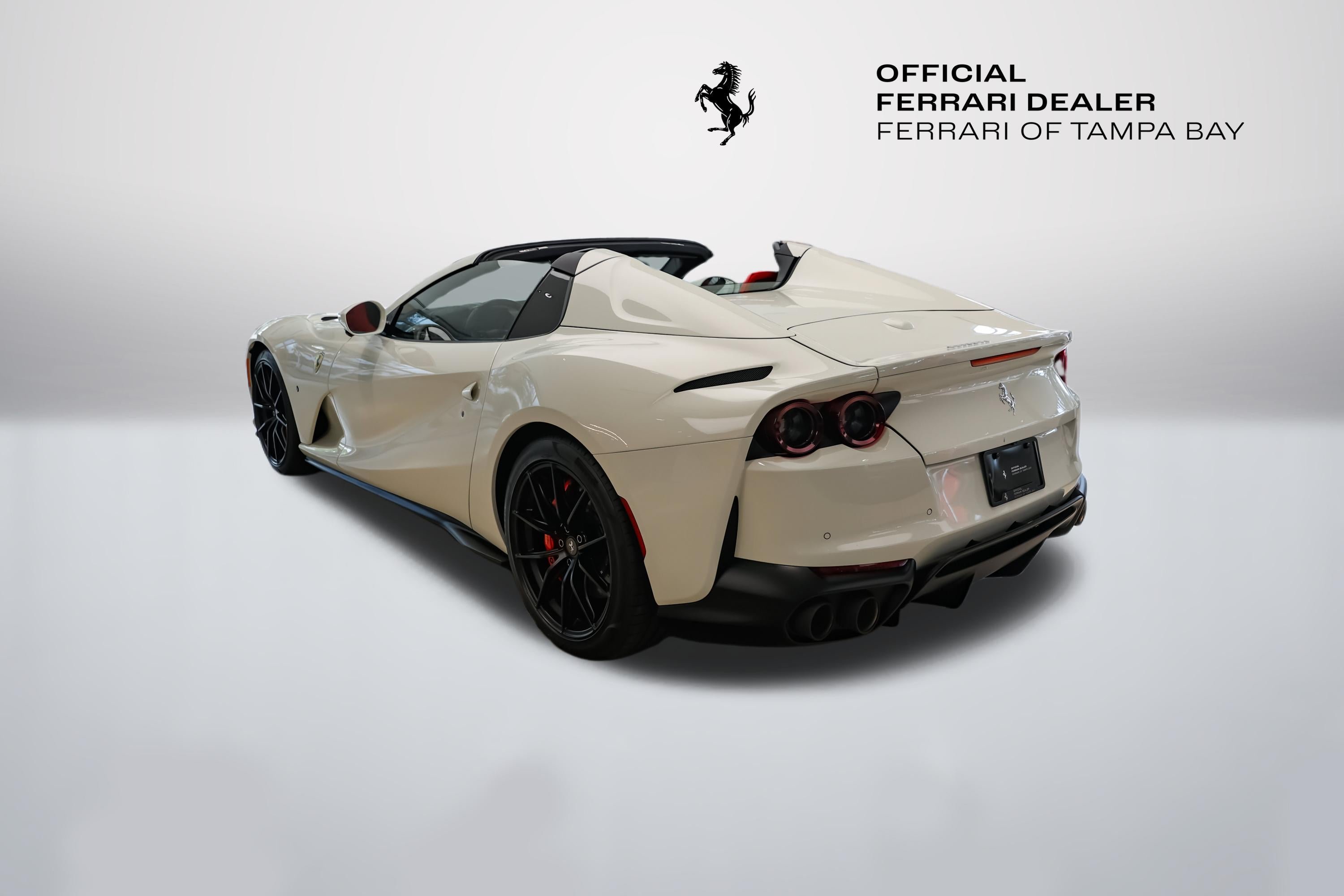 Used 2021 Bianco Avus Ferrari  image 3