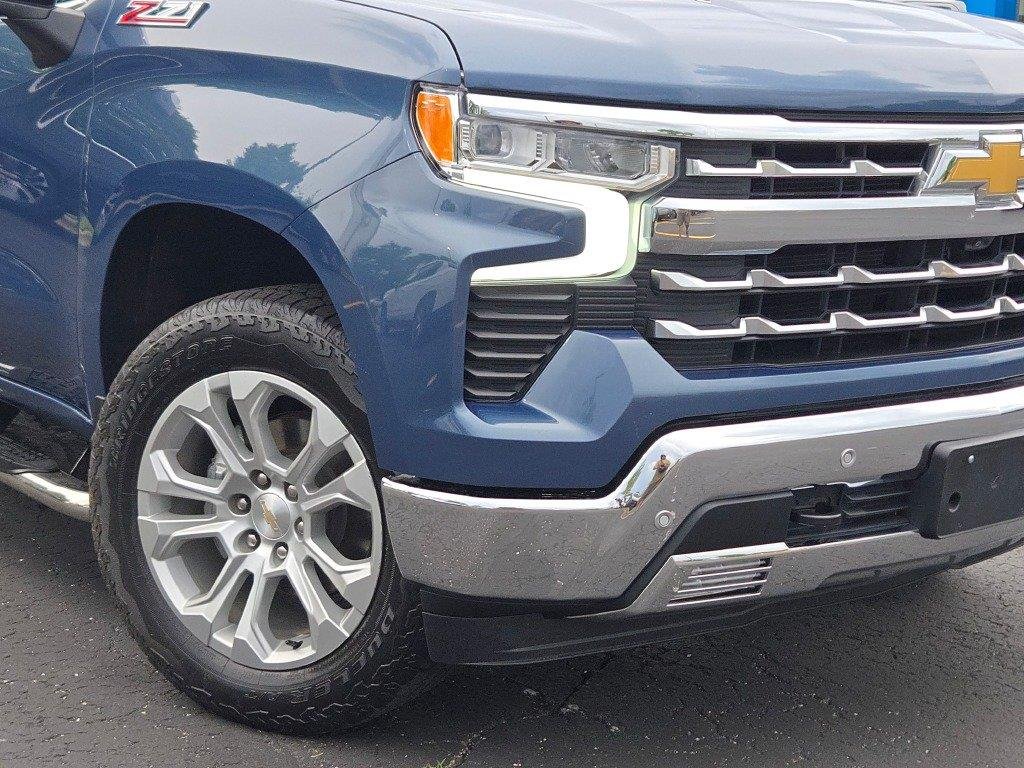 Used 2024 Lakeshore Blue Metallic Chevrolet LTZ image 3