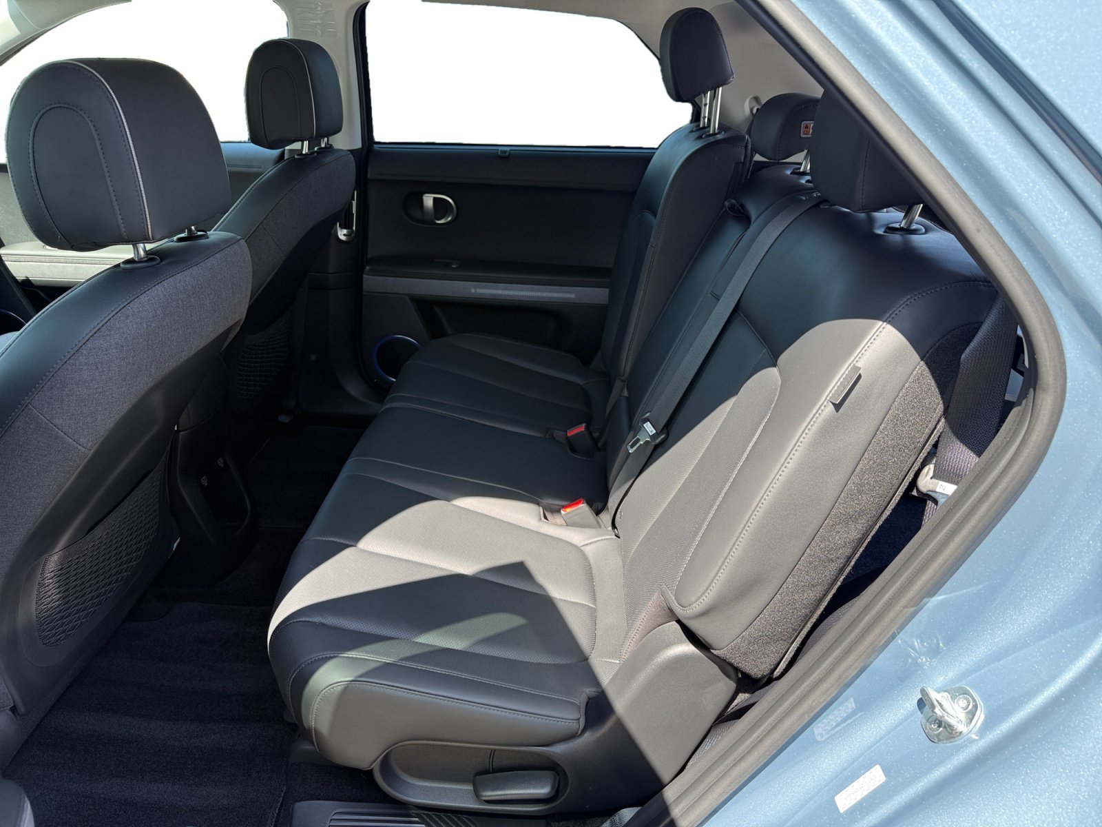 Used 2024 Blue Hyundai Limited image 16