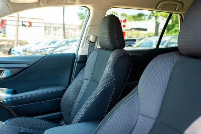Used 2021 Crystal White Pearl Subaru Premium image 32