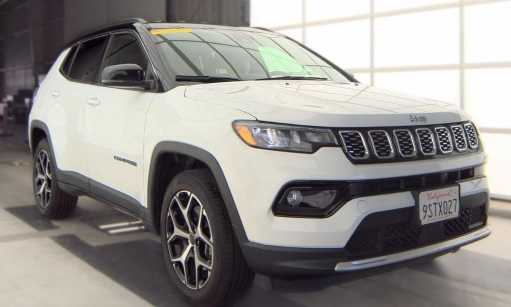 Used 2025 White Jeep Limited image 2