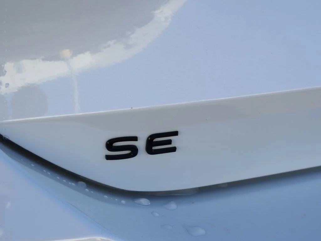 New 2026 White Volkswagen 2.0T SE R-Line Black image 33