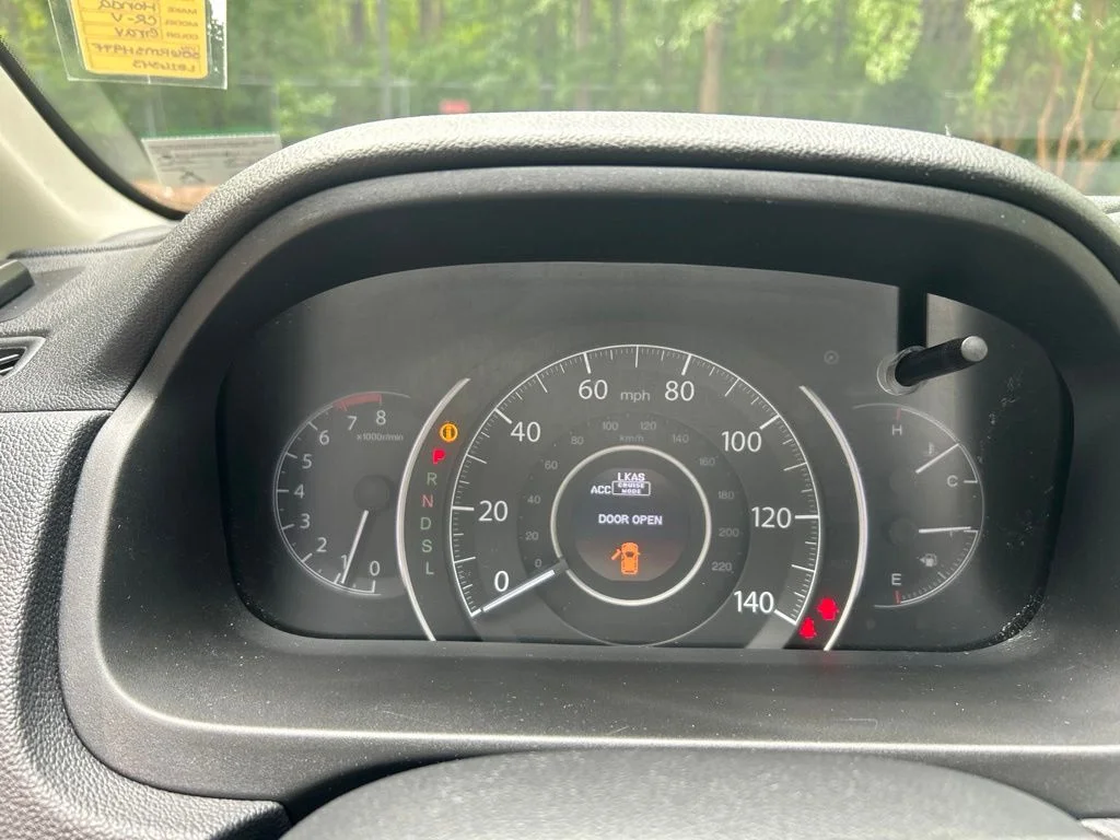 Used 2015  Honda Touring image 19