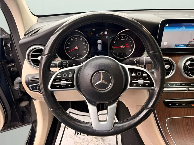Used 2022 Black Mercedes-Benz GLC 300 image 18