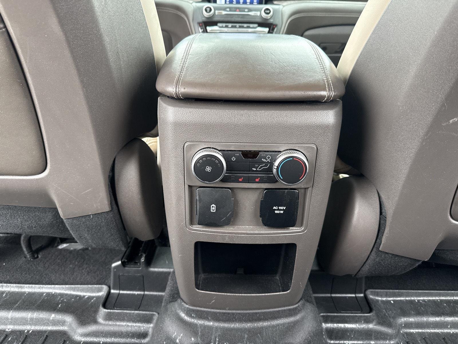 2020 Ford Explorer Platinum - Photo 30