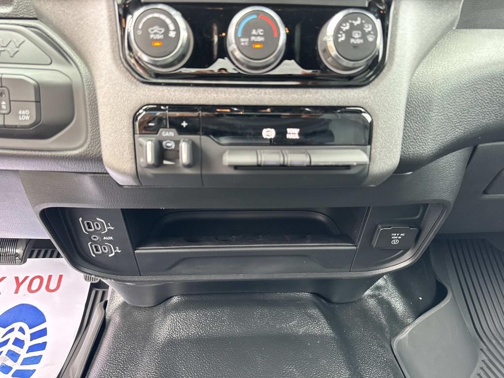 2026 RAM 2500 Tradesman - Photo 44